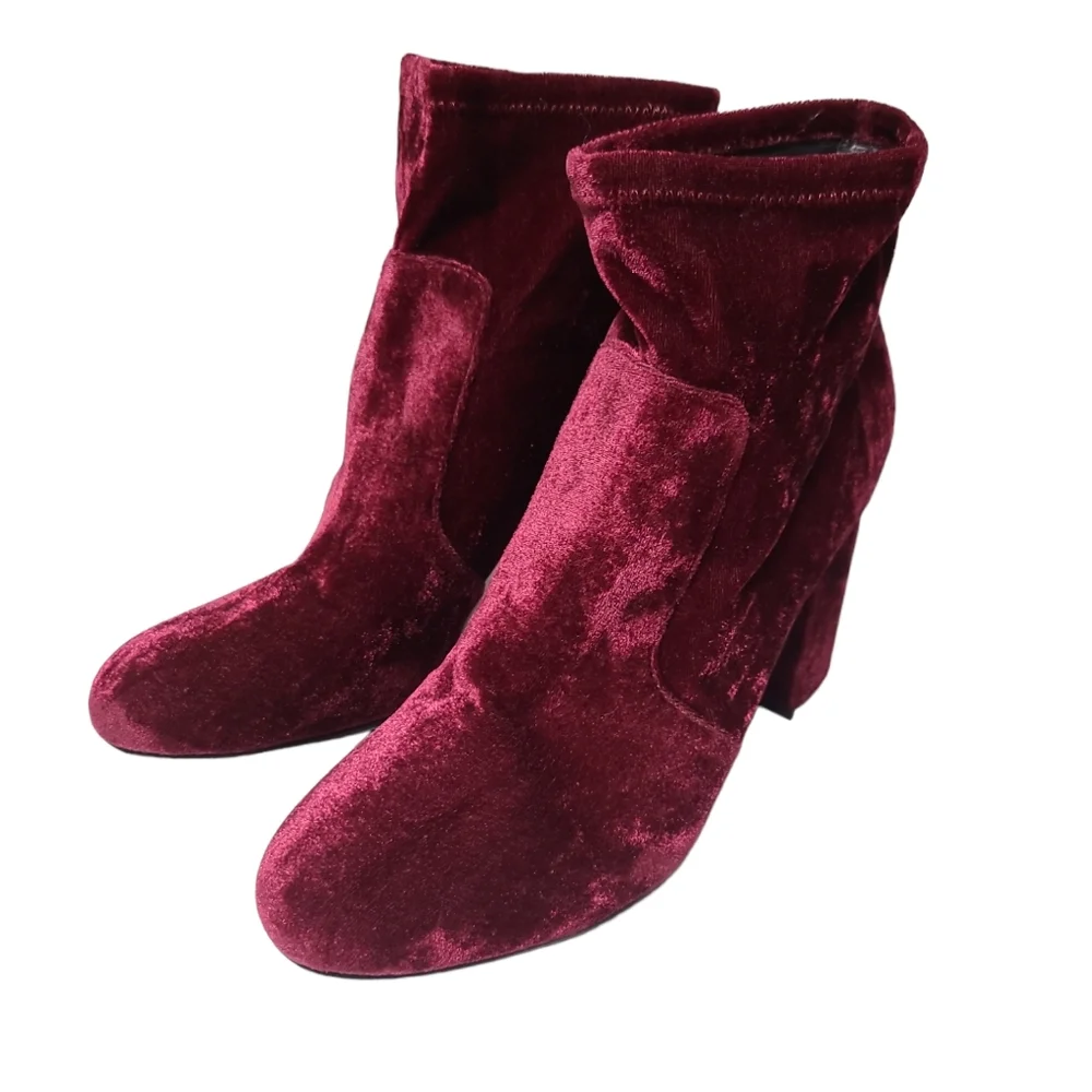 Abound burgundy crushed velvet ankle boots - Picture 2 of 9